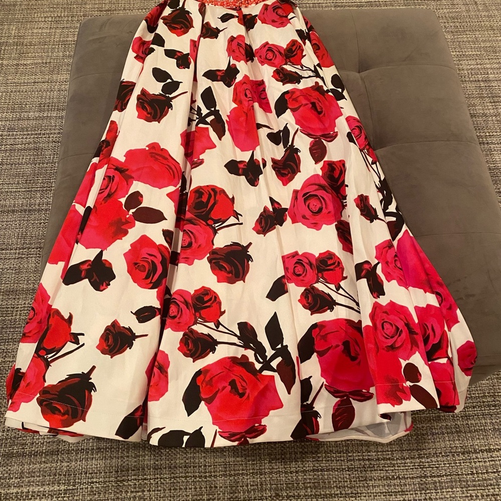 Dave and Johnny formal skirt ONLY. Pink/red rose pattern beaded waist - Size 1/2